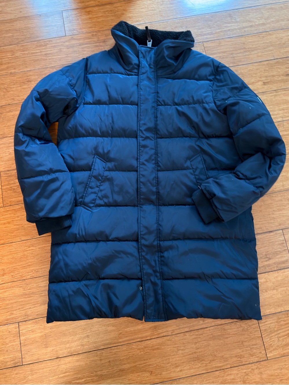 Guy Laroche Homme XL Puffer Long Coat W/Fur collar Originally $278